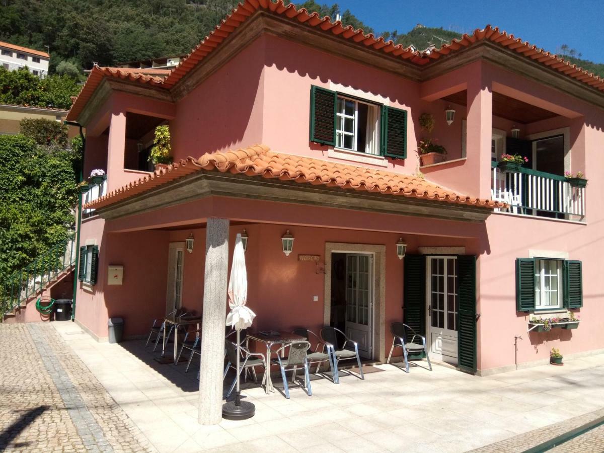 Hotel Residencial Ribeiro Gerês Exterior foto