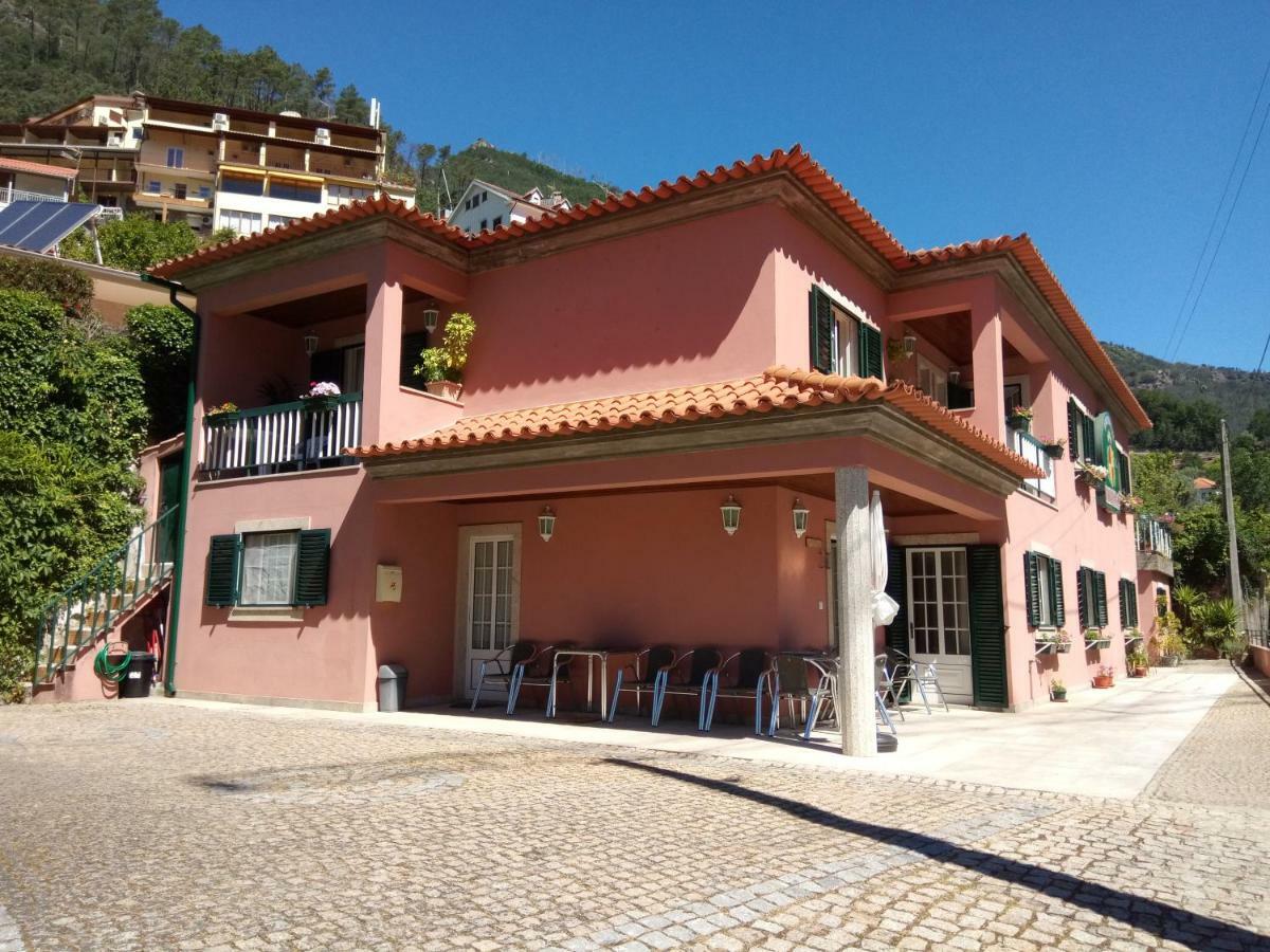 Hotel Residencial Ribeiro Gerês Exterior foto